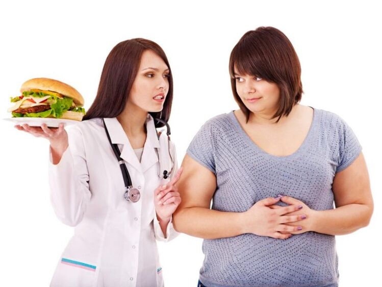 nutritionist and junk food to lose weight